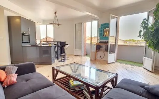 Vendu appartement 3 pièces 65.00 m², 31000