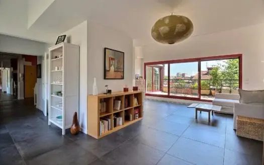 Vendu appartement 4 pièces 150.00 m², 31000