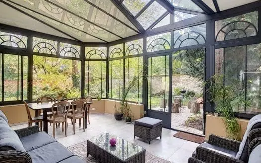 Vendu maison 8 pièces 250.00 m², 92320