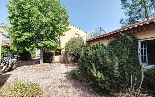 Vendu maison 6 pièces 220.00 m², 31270