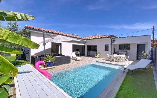 Maison 7 pièces 369 m² · à Ville Seilh · 369 m² · 620 000 €